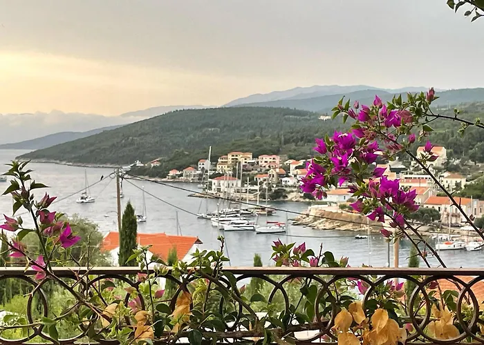 North Point Willa Fiskardo